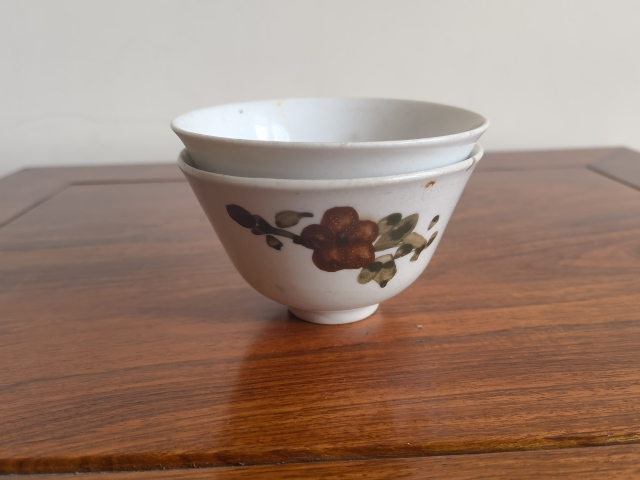 古玩陶瓷拿去喝茶還是可以拍賣,當前價格55元