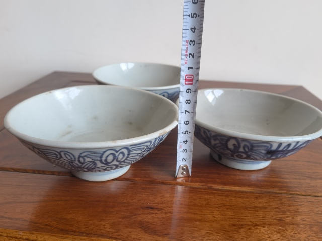 古玩陶瓷晚清纏枝紋喜字碗拍賣,當前價格300元