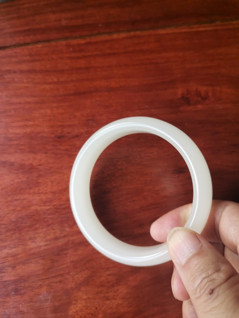 古玩玉器韓料玉手鐲拍賣,當前價格480元