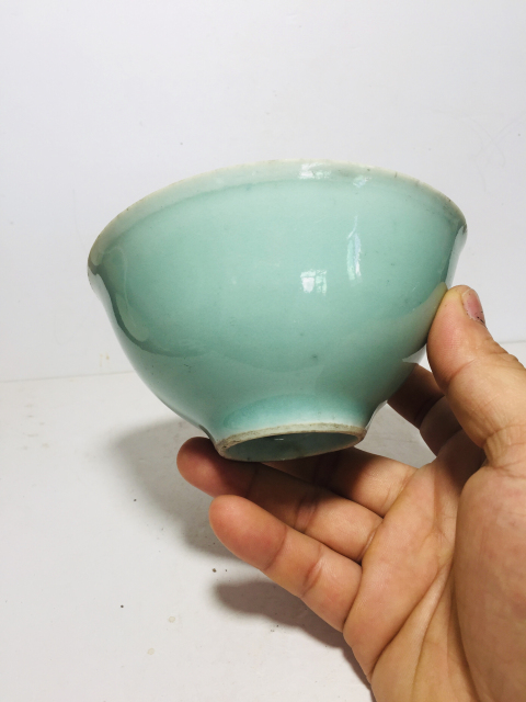古玩陶瓷（清中期）豆青釉碗拍賣，當(dāng)前價格0元