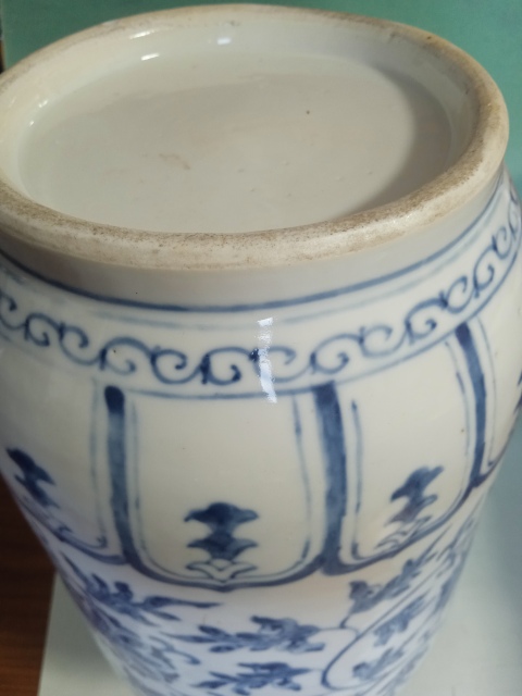 古玩陶瓷晚清青花纏枝花棒槌瓶拍賣，當前價格9999元