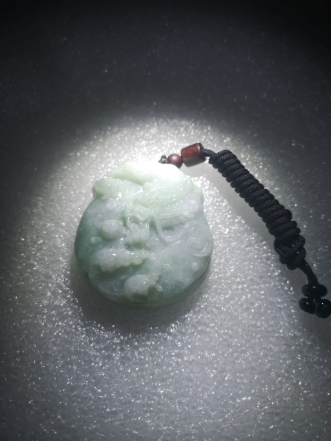 古玩玉器龍牌子拍賣,當(dāng)前價(jià)格398元