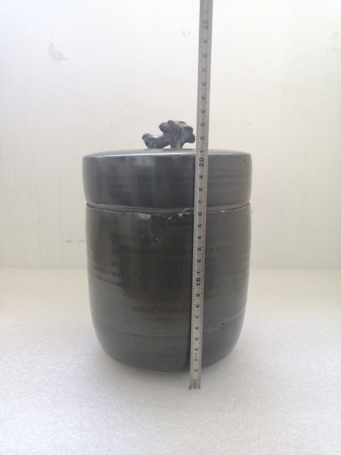 古玩陶瓷磁州窯茶葉末釉蓋缸拍賣，當(dāng)前價(jià)格580元