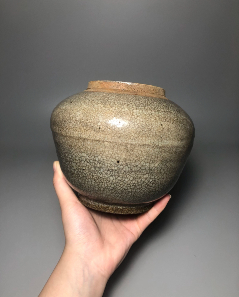 古玩陶瓷（收藏級）哥釉罐拍賣，當前價格1888元