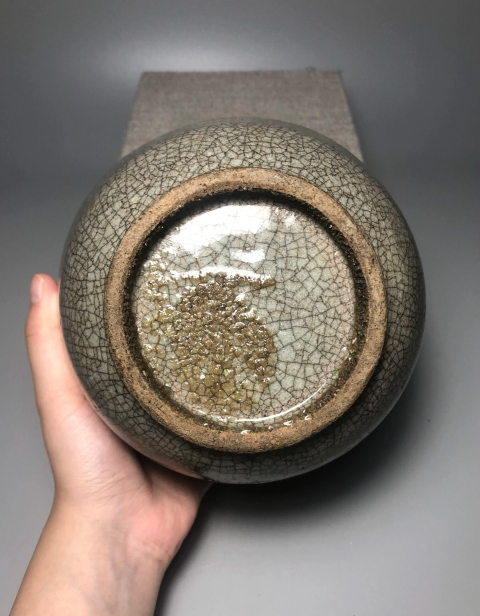 古玩陶瓷（收藏級）哥釉罐拍賣，當前價格1888元