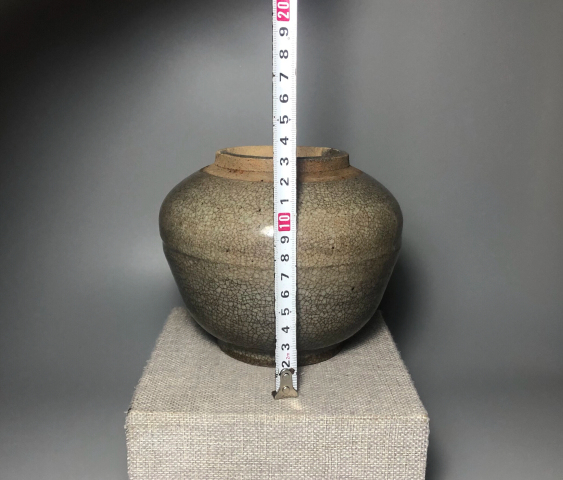 古玩陶瓷（收藏級）哥釉罐拍賣，當前價格1888元