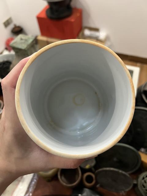 古玩陶瓷山水詩紋執杯拍賣，當前價格299元