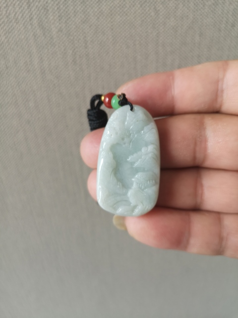 古玩玉器山水牌子拍賣,當前價格220元