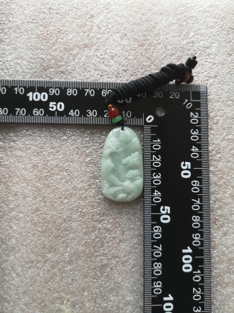 古玩玉器山水牌子拍賣,當前價格220元
