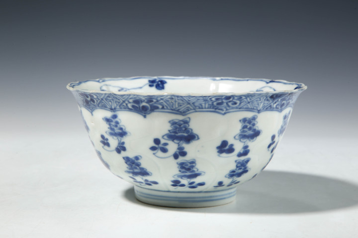 古玩陶瓷青花花卉紋碗拍賣,當前價格4800元