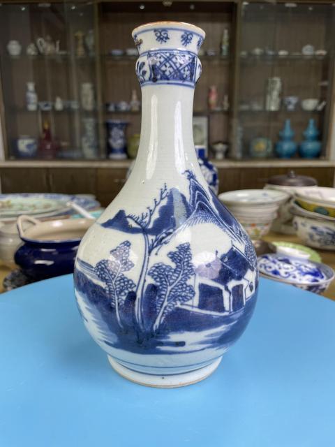 古玩陶瓷清乾隆 精品青花山水人物紋蒜頭瓶拍賣，當前價格2100元