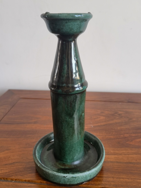 古玩陶瓷清代.綠釉燭臺(tái)拍賣，當(dāng)前價(jià)格390元