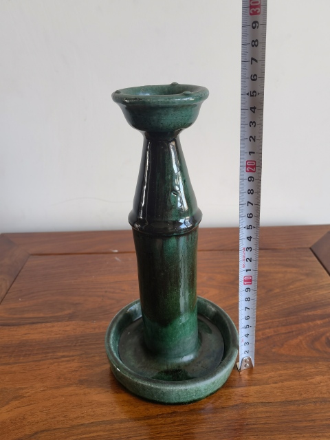 古玩陶瓷清代.綠釉燭臺(tái)拍賣，當(dāng)前價(jià)格390元