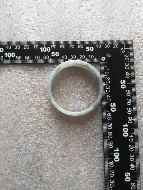 古玩玉器扁鐲子拍賣，當前價格550元