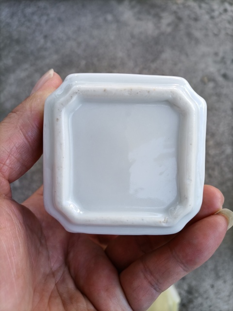 古玩陶瓷上世紀中期四方倭角描金彩繪水呈拍賣，當前價格400元