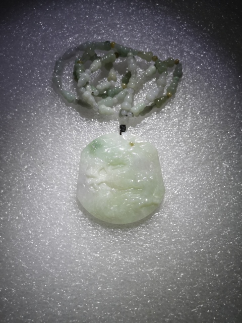 古玩玉器龍牌子拍賣,當前價格680元