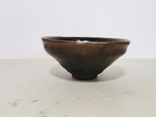 古玩陶瓷宋代建窯系油滴茶盞拍賣，當前價格6800元
