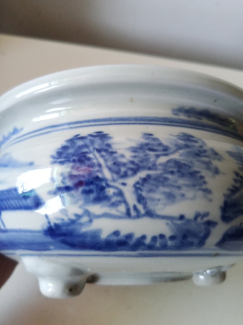 古玩陶瓷清代道光德化窯山水紋青花香爐拍賣,當前價格3800元