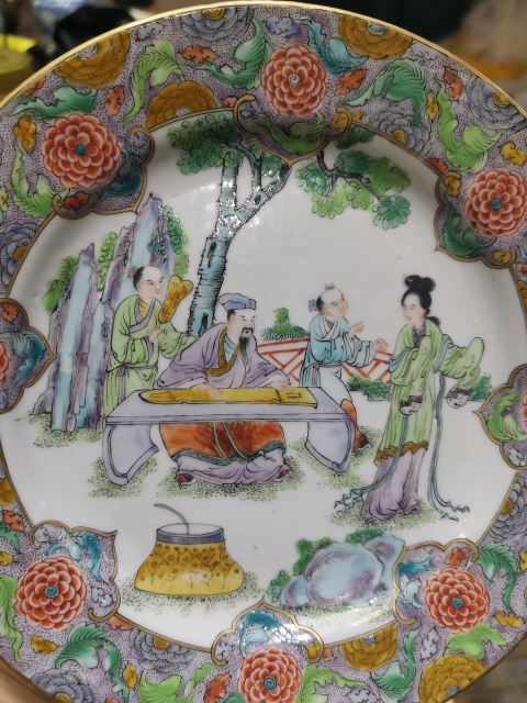 古玩陶瓷清代道光至咸豐人物紋廣彩盤拍賣，當前價格3800元