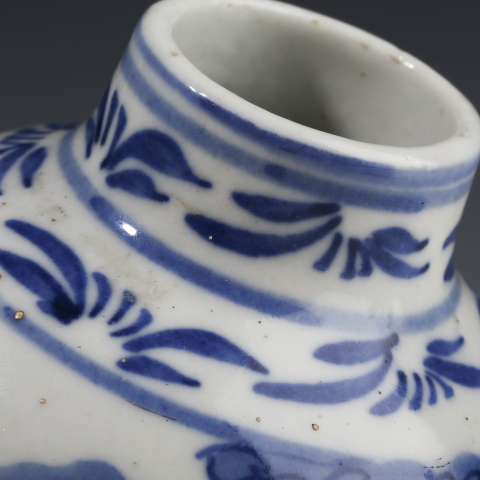 古玩陶瓷清光緒·青花富貴白頭紋梅瓶拍賣，當前價格2450元