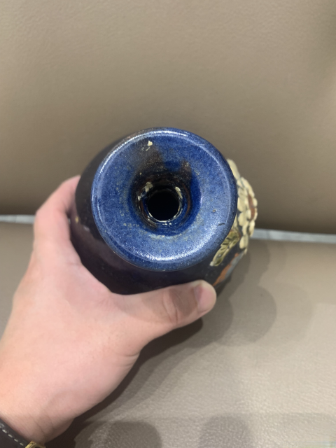 古玩陶瓷明代地方窯口藍釉貼塑花卉紋玉壺春瓶拍賣,當前價格999元