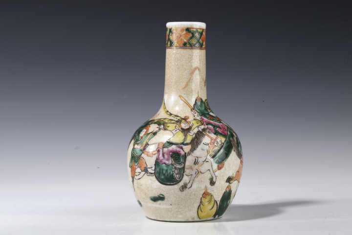 古玩陶瓷晚清·哥釉五彩刀馬人物紋天球瓶拍賣，當前價格3000元