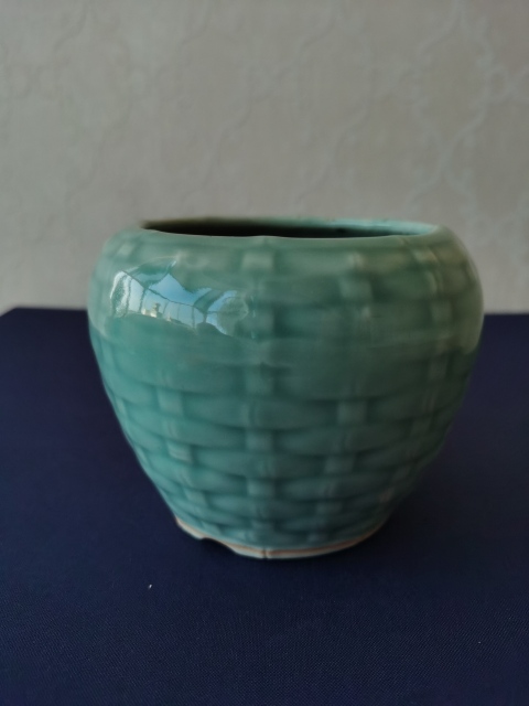 古玩陶瓷創匯期?綠釉竹簍型水盂拍賣,當前價格333元