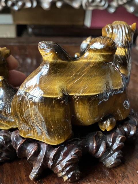 古玩雜項虎睛石雕刻駱駝擺件拍賣,當前價格1500元