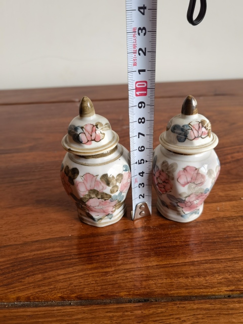 古玩陶瓷粉彩花卉紋小將軍罐399拍賣，當前價格399元