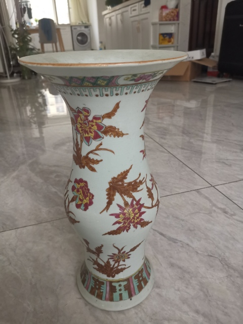 古玩陶瓷粉彩花卉紋花觚拍賣,當前價格5800元