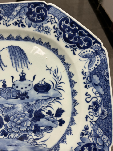 古玩陶瓷青花柳樹博古花卉紋盤拍賣,當前價格4800元