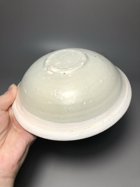 古玩陶瓷【南宋】影青釉盲口面包碗拍賣,當前價格0元