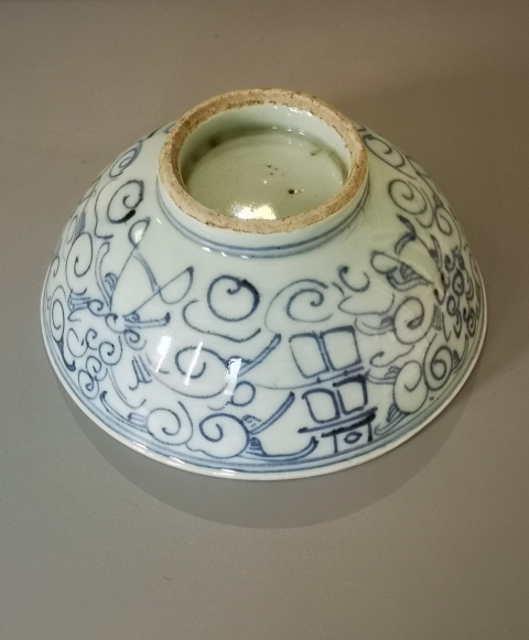 古玩陶瓷清中期.青花纏枝蓮喜字碗(1728-1780)拍賣,當前價格800元