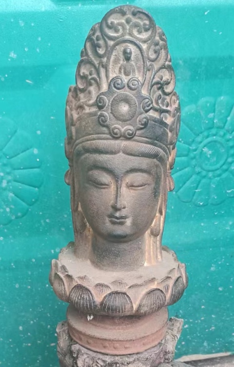 古玩雜項(xiàng)明代,鐵質(zhì),東方美神菩薩佛像拍賣,當(dāng)前價(jià)格33333元