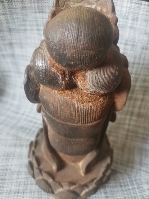 古玩雜項(xiàng)明代,鐵質(zhì),東方美神菩薩佛像拍賣,當(dāng)前價(jià)格33333元