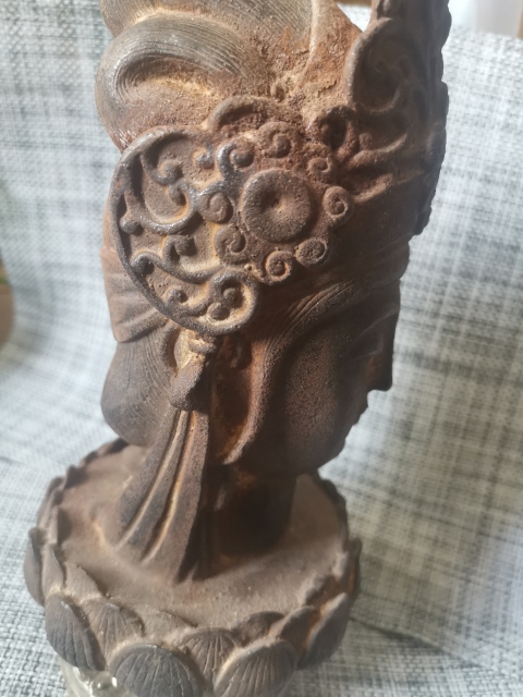 古玩雜項(xiàng)明代,鐵質(zhì),東方美神菩薩佛像拍賣,當(dāng)前價(jià)格33333元