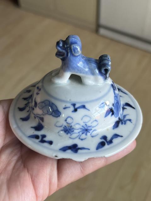 古玩陶瓷晚清雉雞牡丹紋青花雞腿蓋瓶拍賣，當前價格4500元