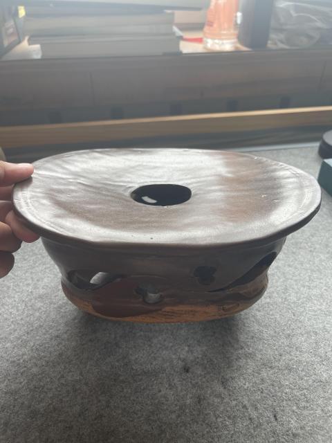 古玩陶瓷明末清初褐釉鏤空磁州窯系瓷枕拍賣,當前價格1000元
