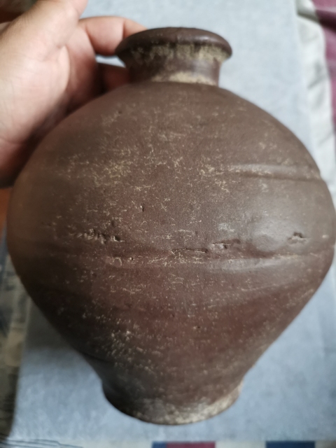 古玩陶瓷明代褐釉瓶梅瓶拍賣，當前價格1200元