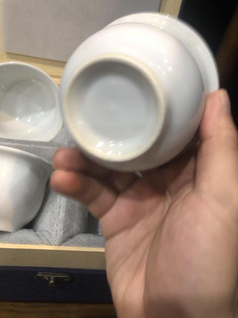 古玩陶瓷創(chuàng)匯?白釉杯(一套四只)拍賣,當(dāng)前價格299元