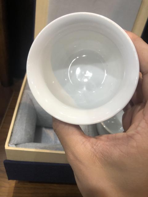 古玩陶瓷創(chuàng)匯?白釉杯(一套四只)拍賣,當(dāng)前價格299元