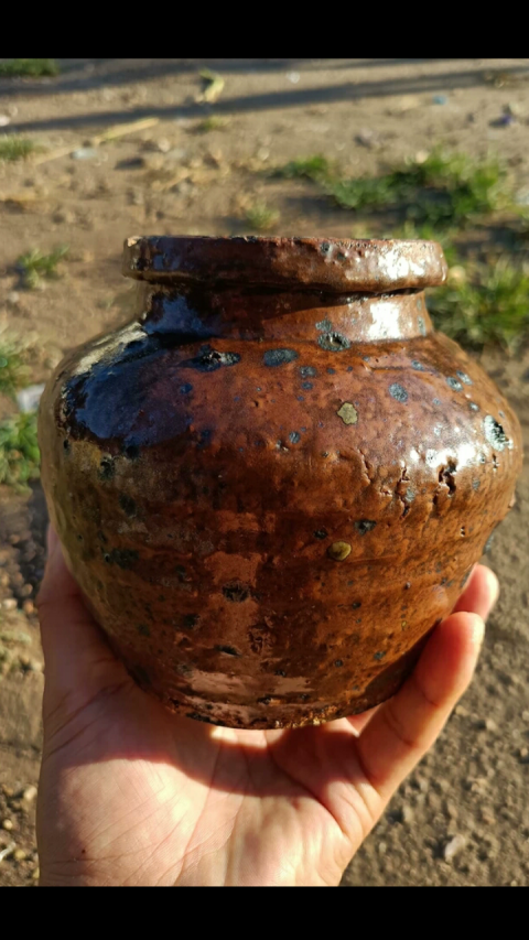 古玩陶瓷明末清初～火石紅釉蘋果蹲拍賣，當前價格666元