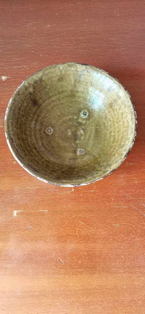 古玩陶瓷唐代褐釉餅足碗拍賣(mài)，當(dāng)前價(jià)格3000元