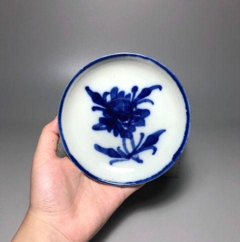 古玩陶瓷青花花卉紋高足盤拍賣，當(dāng)前價(jià)格2888元