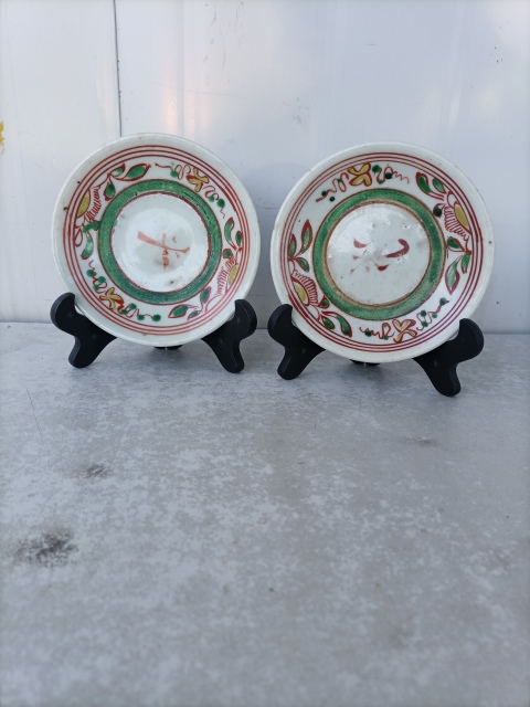 古玩陶瓷三彩花卉紋盤拍賣，當前價格500元