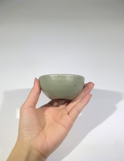 古玩陶瓷元龍泉青釉臥足杯拍賣,當前價格1999元