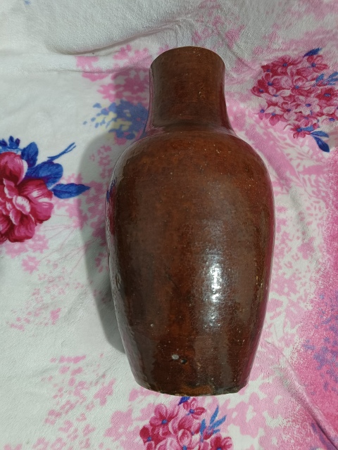 古玩陶瓷清中期鈞紅釉羅漢瓶半價的半價轉(zhuǎn)讓拍賣,當(dāng)前價格2000元