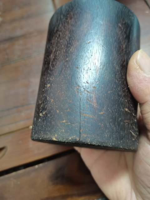 古玩雜項(xiàng)筆筒拍賣，當(dāng)前價(jià)格3500元