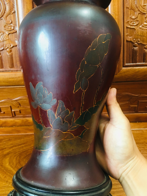 古玩雜項荷花描金紋漆木大賞瓶拍賣,當前價格888元
