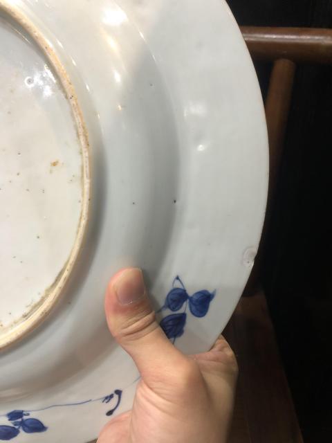 古玩陶瓷(新年放漏中)清-康熙-花卉紋青花大賞盤拍賣,當前價格0元